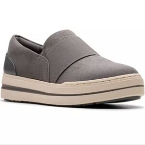 NWOT Cloudsteppers By Clarks Slip-on Audreigh Eve Sneakers Women's Size 7.5D